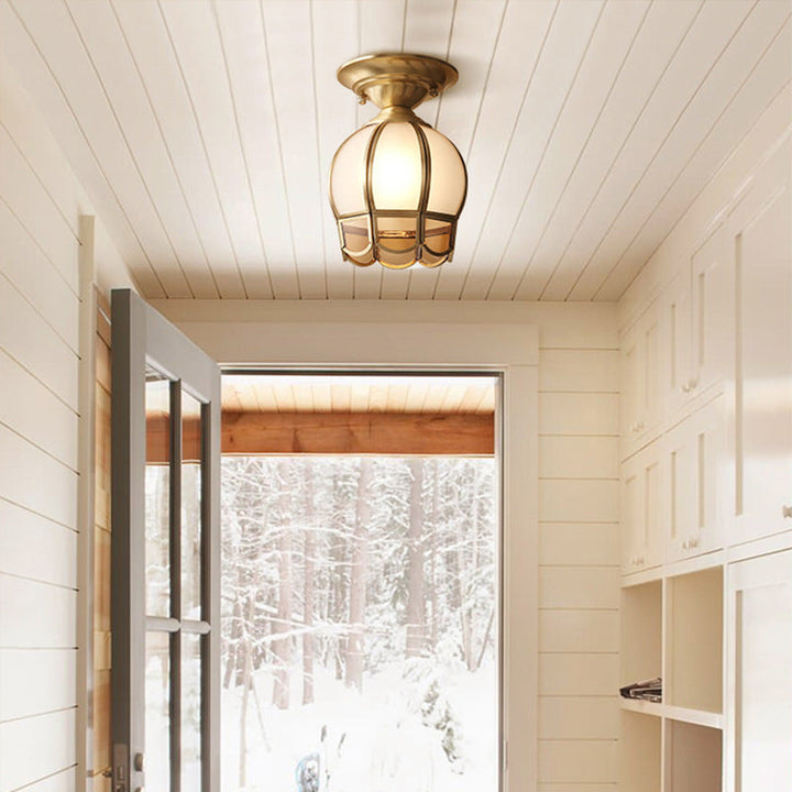 Single-Bulb Flush Mount Lighting Minimalism Scalloped Metal Semi Flush Mount in Brass