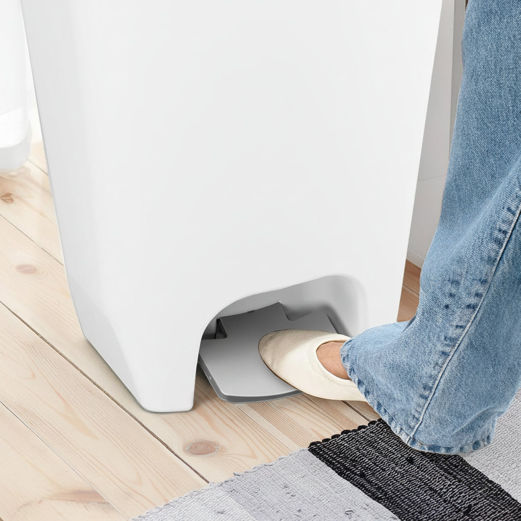 13 Gallon White Kitchen Trash Can Step Pedal Odor Protection