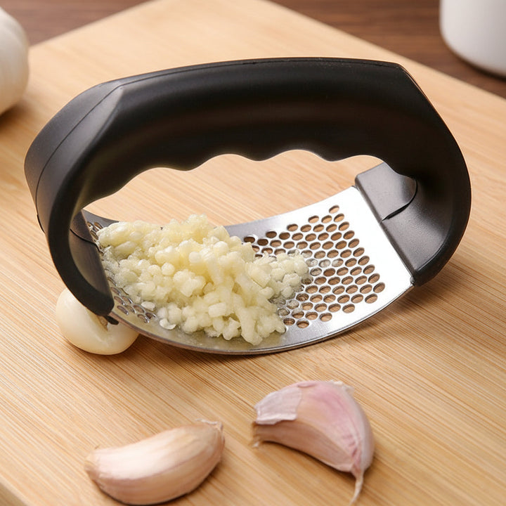 Garlic Press Stainless Steel Handheld Crusher Ergonomic Handle