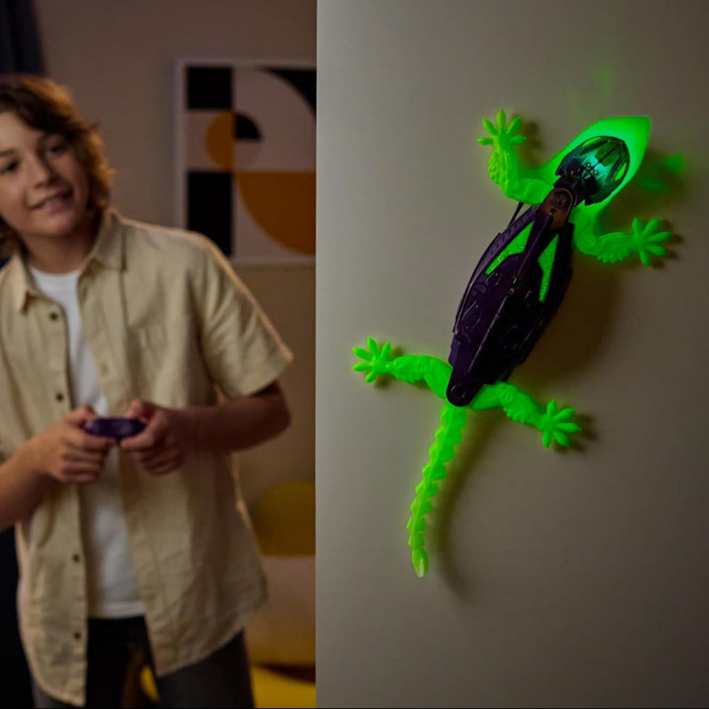 Toy Robot Lizard RC Glow Crawling Wall Climbing Kids Gadget