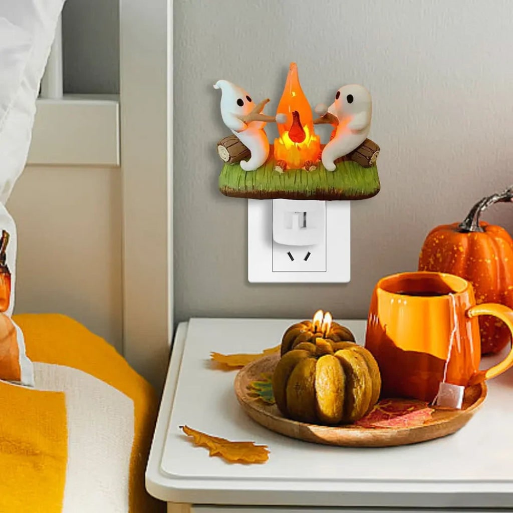 Halloween Decoration Plug-In Night Light LED Ghost Dunk Room